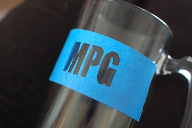 husband gift: diy etched glass beer mug