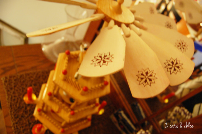 2 cats & chloe: German christmas decoration