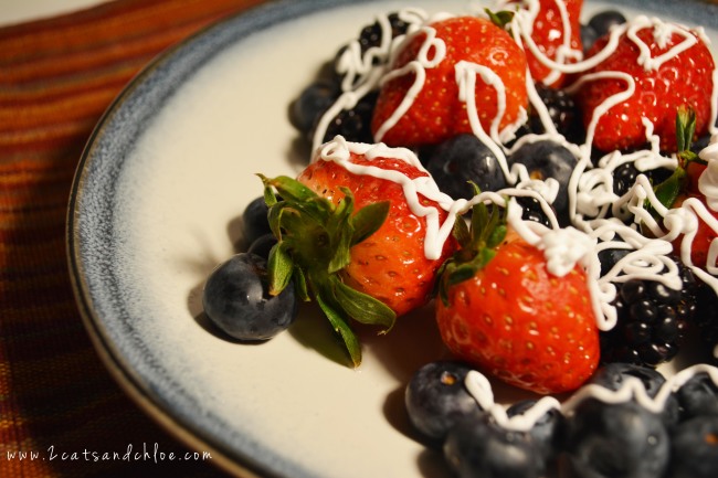 2 cats & chloe: Fruit and Cream, Paleo, Whole30