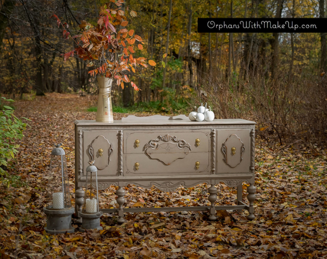 Cocco Buffet by Orphans with Makeup