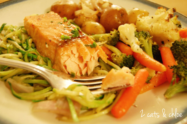 2 cats & chloe: Paleo Salmon Dinner