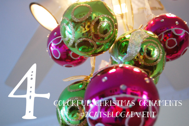 2 cats & chloe: Digital Christmas Advent in Blogland, Christmas Ornaments